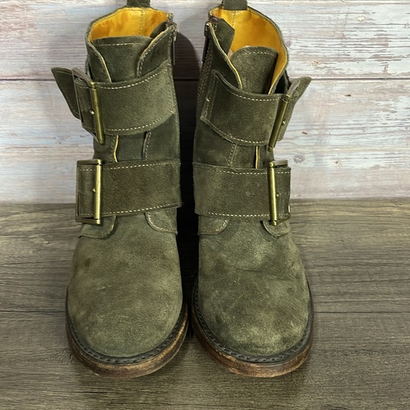 Frye Sabrina Double Buckle Bootie. - Picture 2 of 10